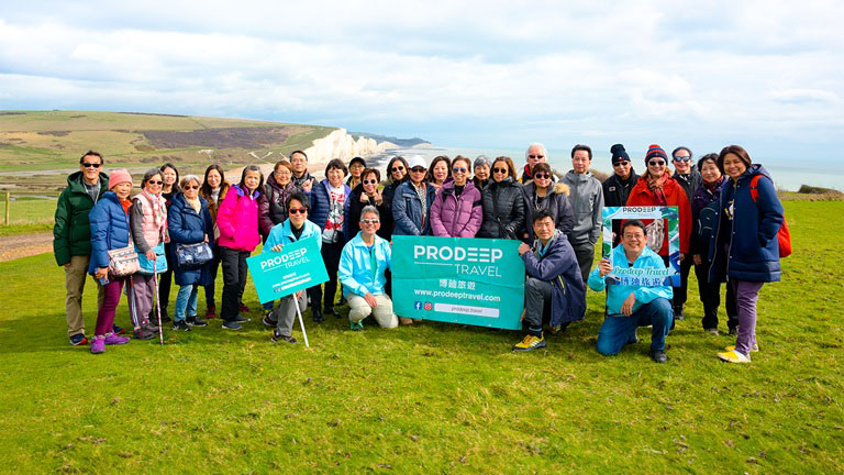 How this travel company is finding more local clients