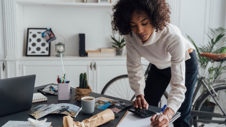 How to set up and run payroll in a London small business