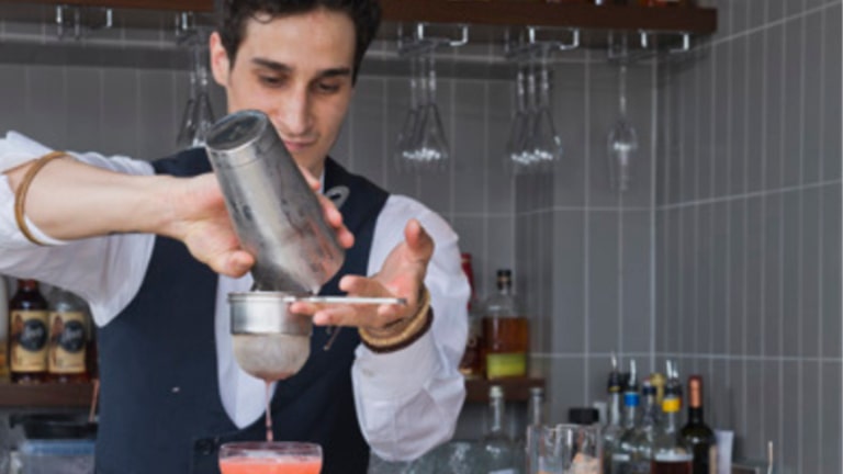 Apprenticeship: food and beverage (Level 2)