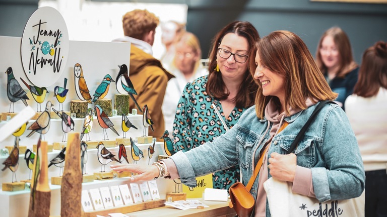 Directory listing for market stallholders