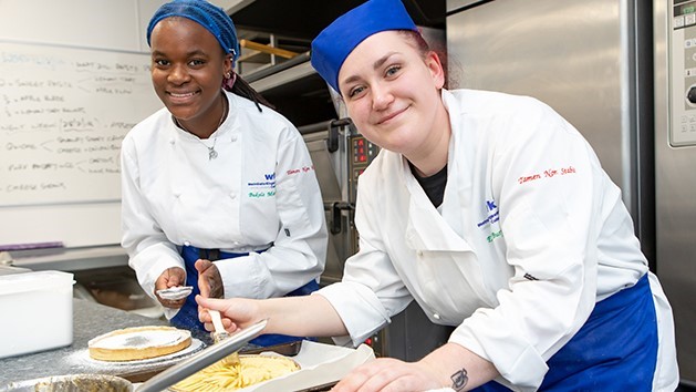 Essential kitchen skills (Hospitality Skills Academy)